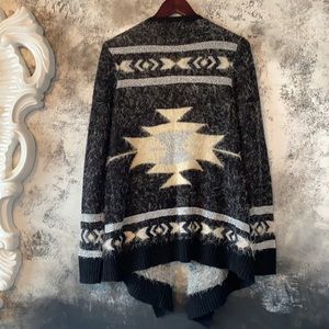 BCBG Sweater. Size Medium.